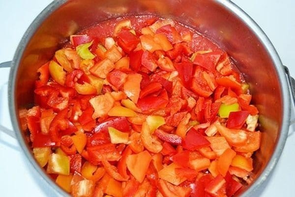 Анкл-бенс из кабачков с томатной пастой