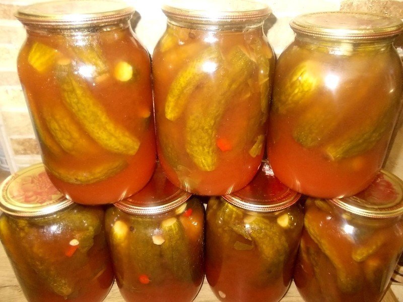 Огурцы в томатной заливке с чили кетчупом на зиму
